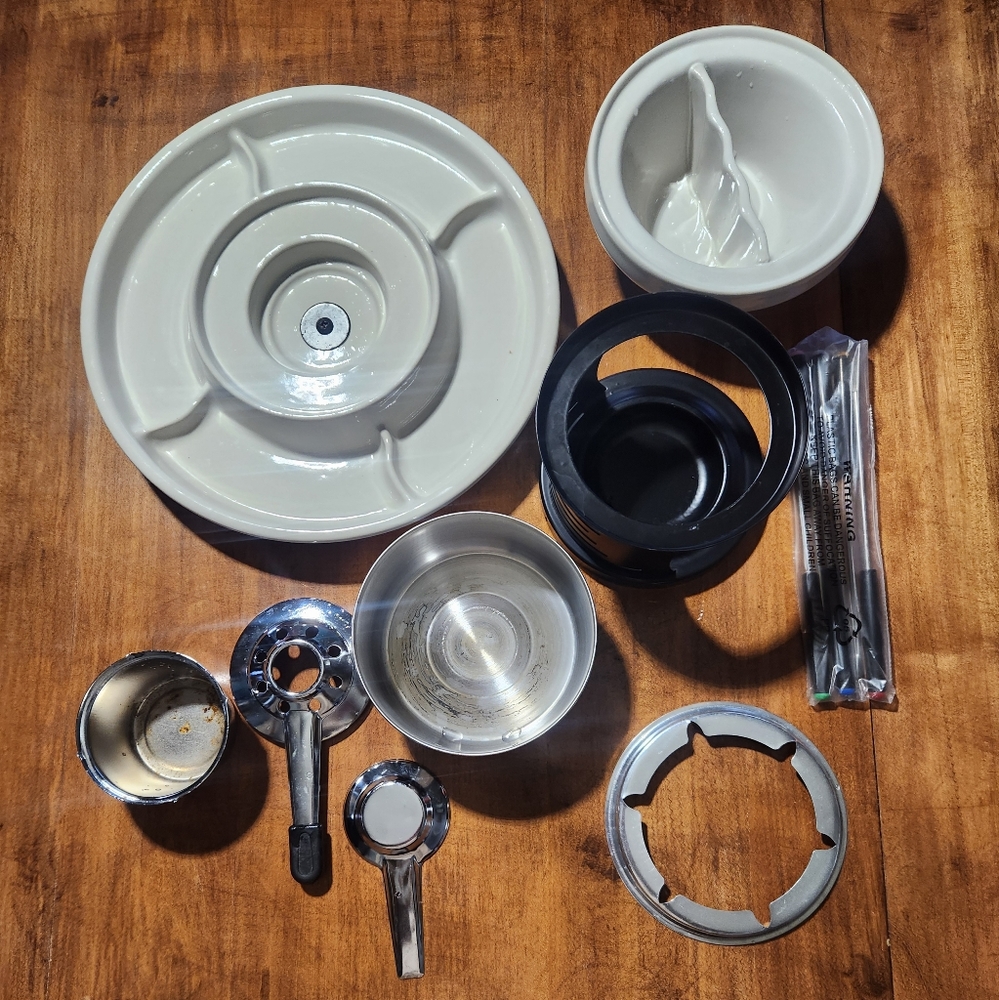 Ceramic Fondue Pot Set for Cheese Chocolate and dips - Picture 3 of 6